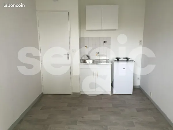 Studio 1 pièce 15 m²