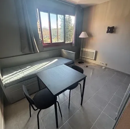 Studio 1 pièce 15 m²