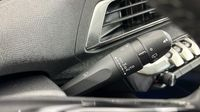 Peugeot 3008 1.5 BlueHDi 130ch S&S Allure Pack — photo 27