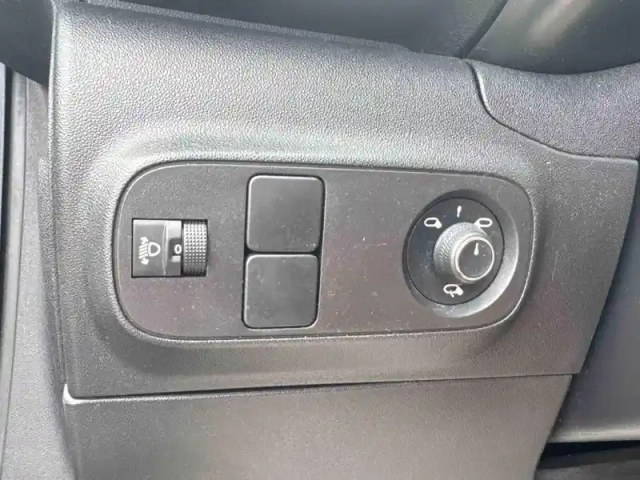 Citroën C3 1.2 puretech 83ch s&amp;s shine — photo 15