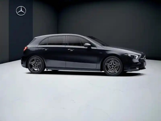 Mercedes Classe A 250 e amg line — photo 16