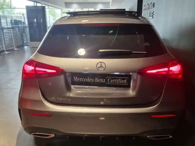 Mercedes Classe A 180 d amg line — photo 24