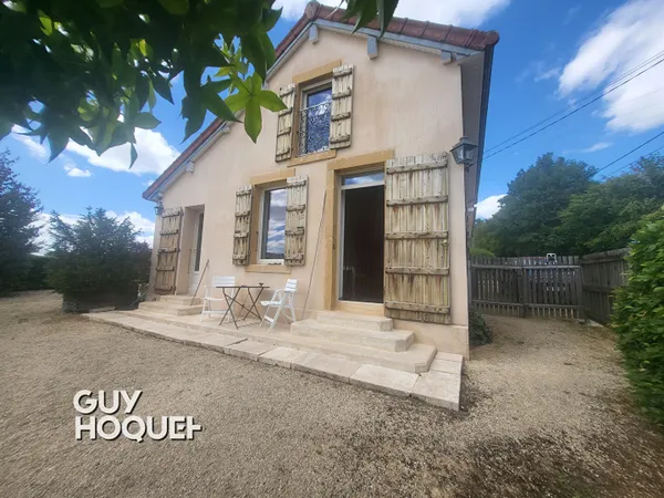 Charmante maison de caractère avec terrain paysagé et dépendances 119 m² habitables sur 1416m² de te