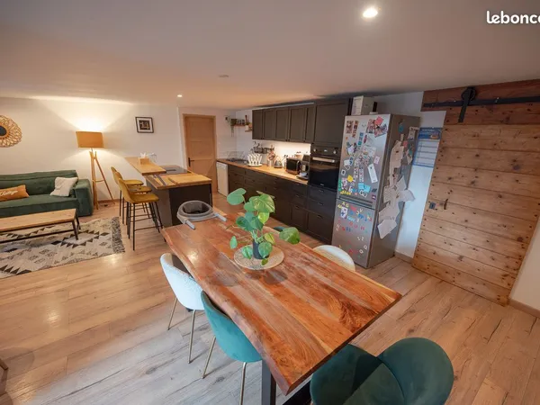 Appartement 3 pièces 84 m²