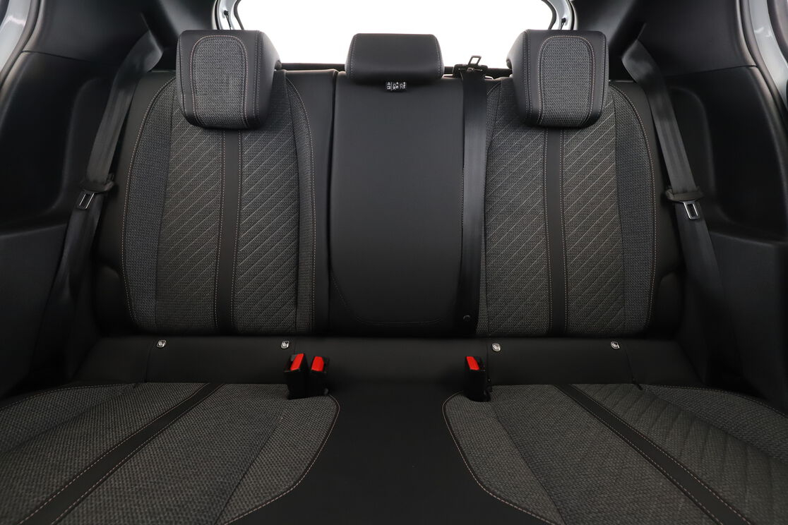 Peugeot 208 1.2 Hybrid Style e-DCS6 — photo 14