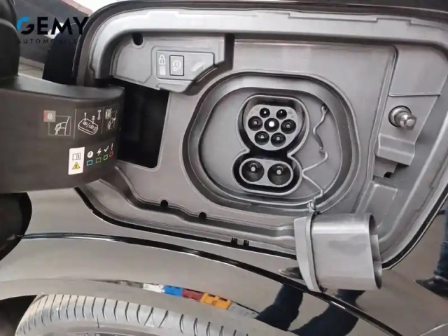 Peugeot 3008 electrique 210 ch 73 kwh — photo 19