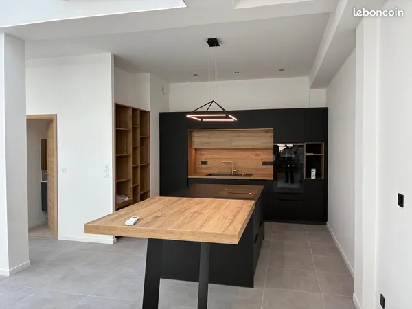 Loft 4 pièces 150 m²