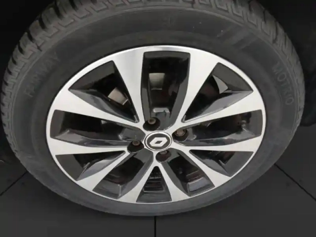 Renault Clio 1.0 tce 90ch techno — photo 10
