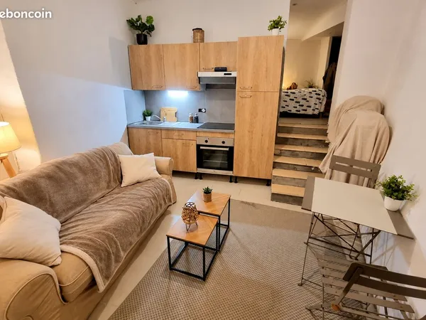 T2 MEUBLÉ 26 m² - 650 TOUT COMPRIS