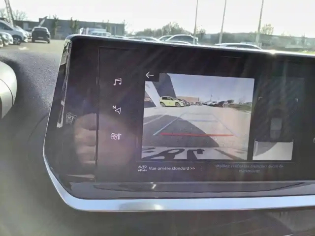 Peugeot 208 puretech 75 s&amp;s bvm5 — photo 20