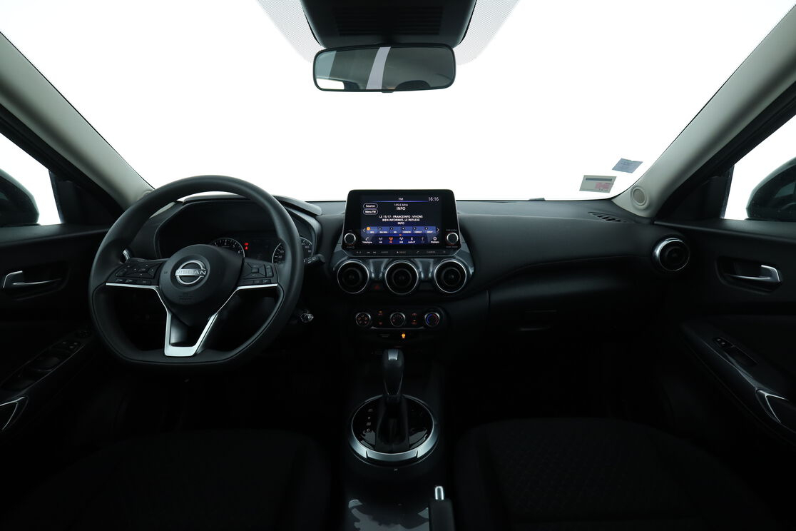Nissan Juke 1.0 DIG-T Acenta DCT — photo 11