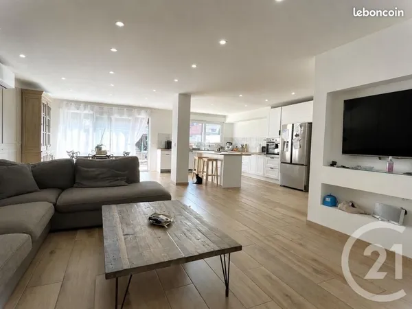 Maison 9 pièces 164 m²