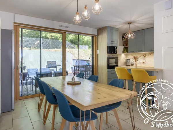 Maison 4 pièces 84 m²