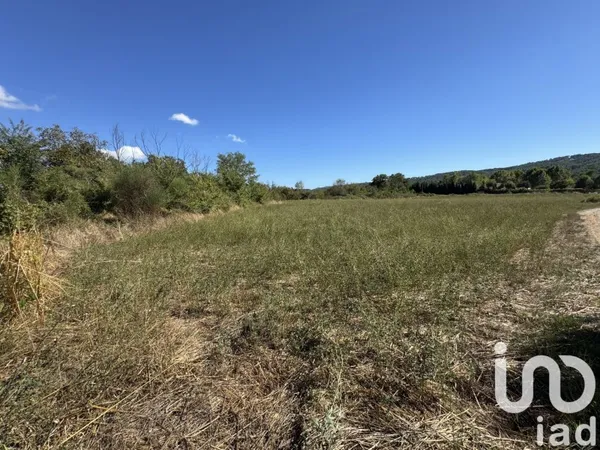 Terrain 10260 m²