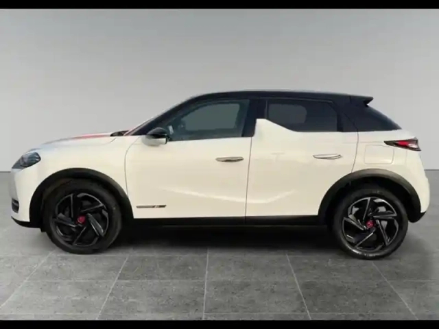Ds Ds 3 crossback essence 130 performance line + auto caméra gps radar av/ar chargeur sans fil — photo 7
