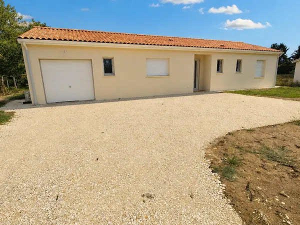 Maison neuve 95 m² 3 chambres terrain 1 200 m²