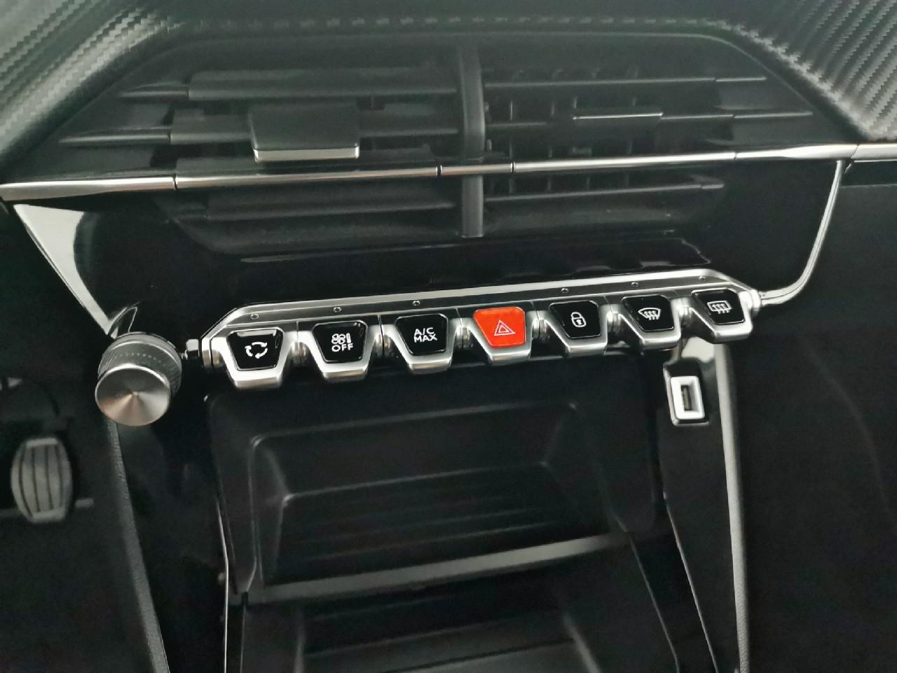 Peugeot 2008 puretech 100 s&s bvm6 style — photo 32