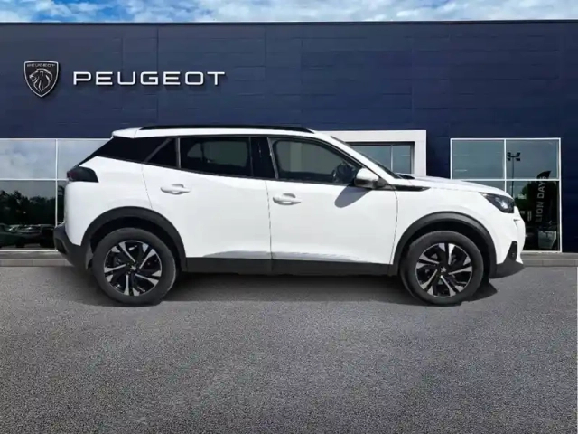 Peugeot 2008 puretech 130 s&amp;s eat8 — photo 4