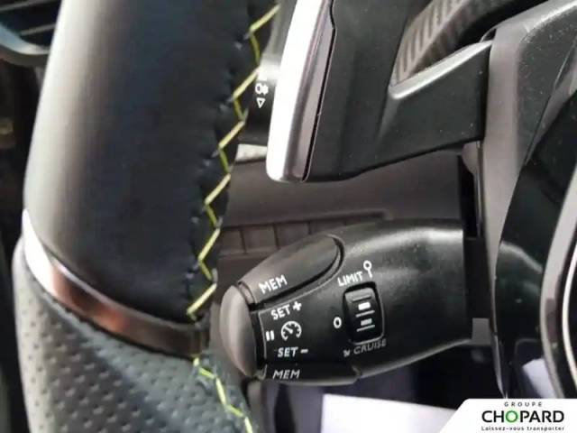 Peugeot 208 hybrid 110 e-dcs6 — photo 18