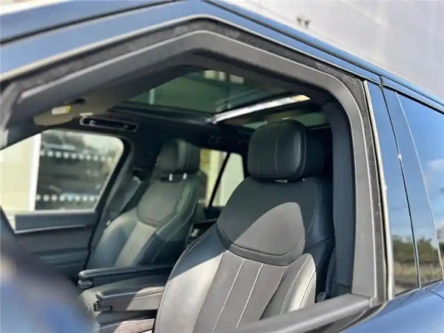 Land Rover Range Rover swb p550e phev awd — photo 27