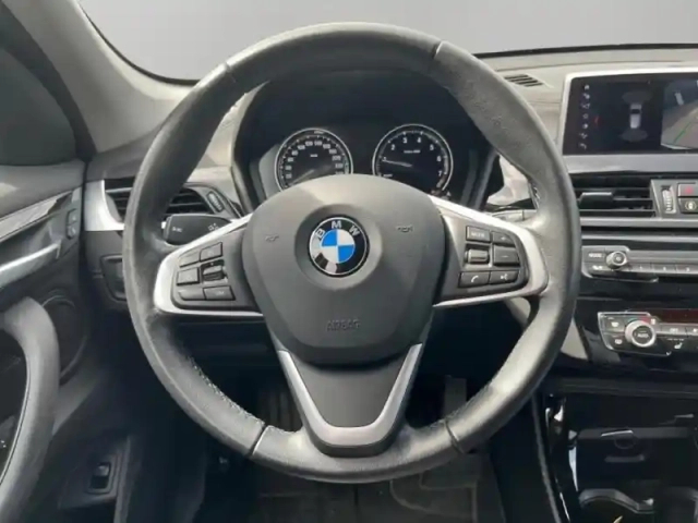 Bmw X1 sdrive18ia 136ch xline dkg7 — photo 12