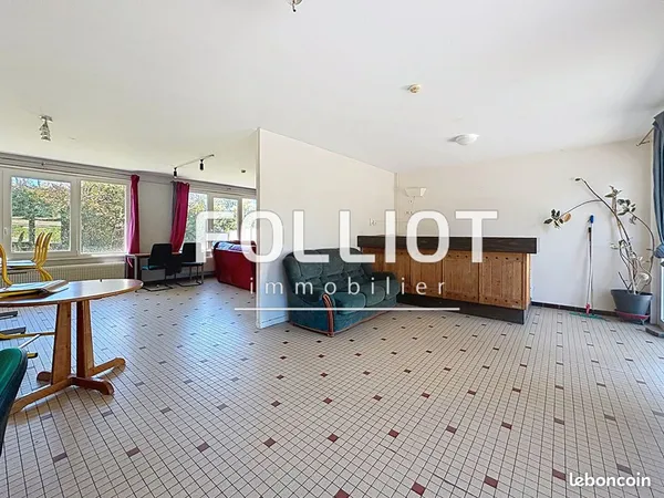 Maison 20 pièces 412 m²