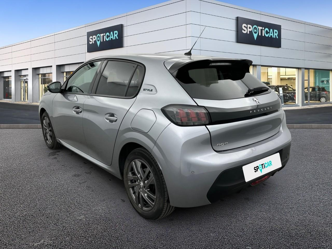 Peugeot 208 puretech 100 s&s eat8 style — photo 7