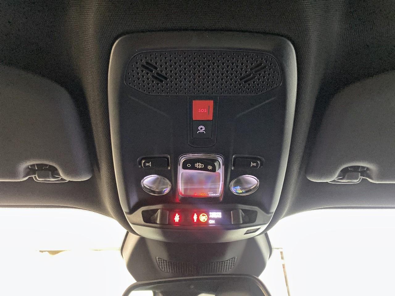 Peugeot 2008 hybrid 145 ch e-dcs6 allure — photo 19