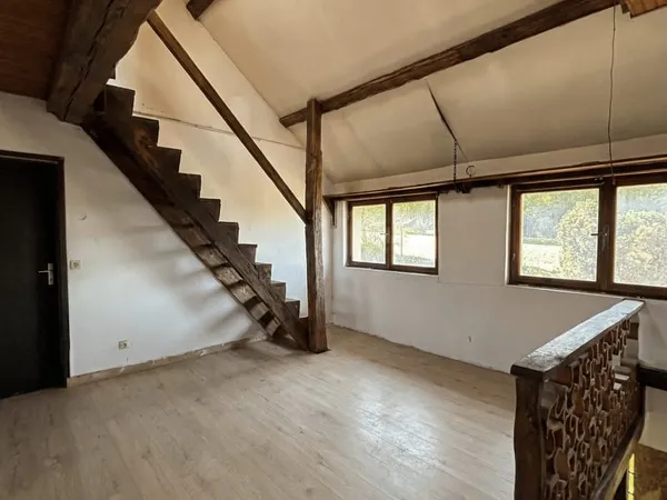 Maison 7 pièces 217 m²