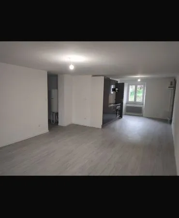 Jolie F3 moderne de 73m2 à louer.
