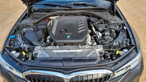 BMW Serie 3 Touring xDrive 30d 286 Mild Hybrid Steptronic8 - M Sport – 2022 – 100581 km – Hybride diesel – Boîte Automatique — photo 43