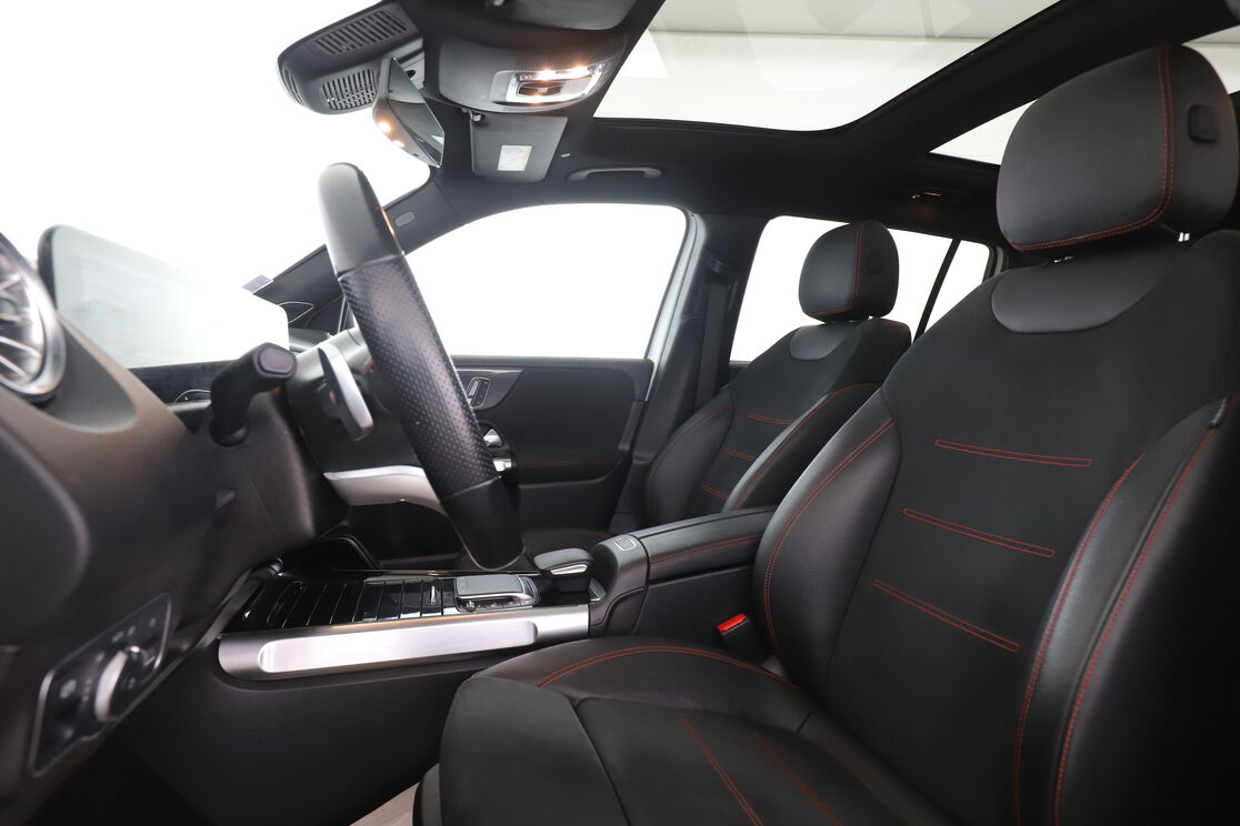 Mercedes-Benz Classe GLB 200 d AMG Line — photo 9