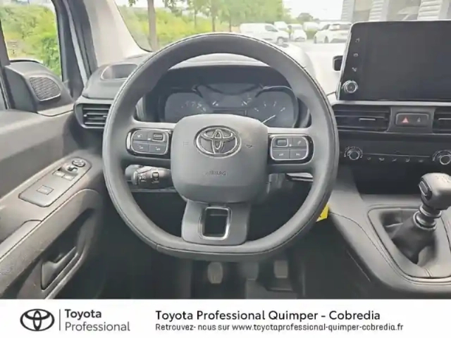 Toyota Proace city long 100 d-4d cabine approfondie business rc23 — photo 9