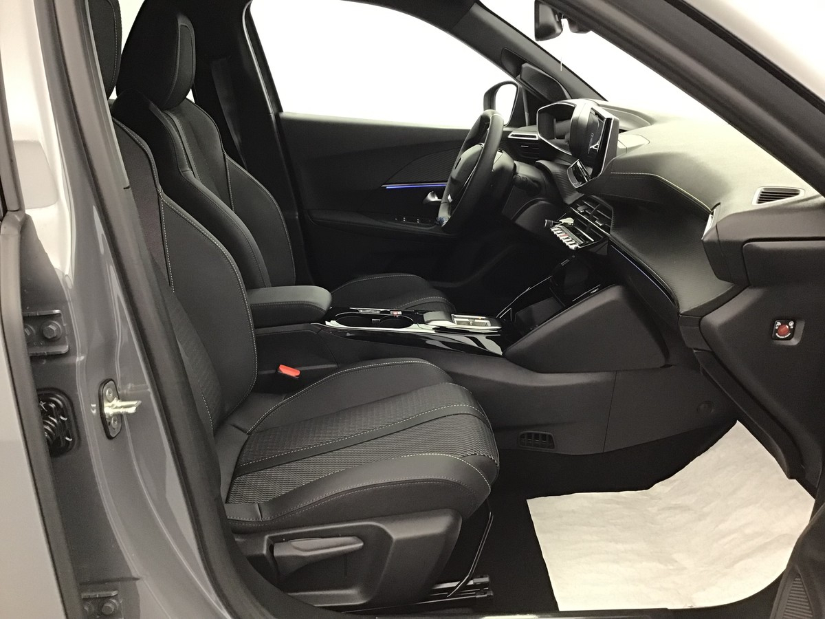 Peugeot 2008 — photo 6
