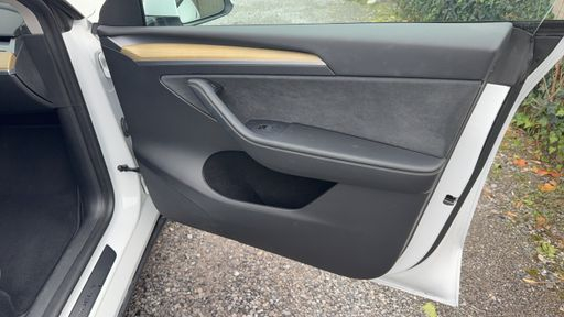 Tesla Model Y 295 - Rwd – 2023 – 47878 km – Électrique – Boîte Automatique — photo 26
