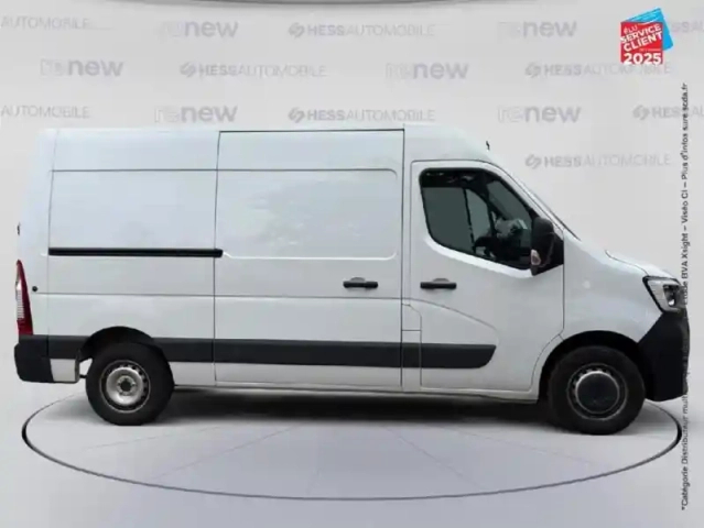 Renault Master fg f3500 l2h2 2.3 blue dci 135ch confort euro6 — photo 4