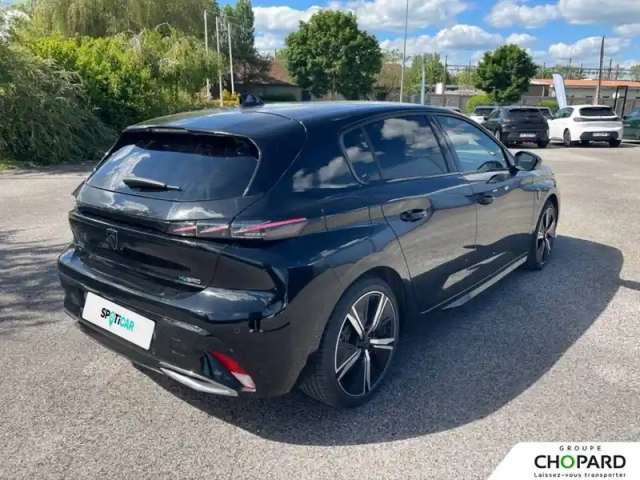 Peugeot 308 phev 180 e-eat8 — photo 26
