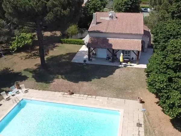 Maison 162 m² + Grand terrain à Bourg-lès-Valence