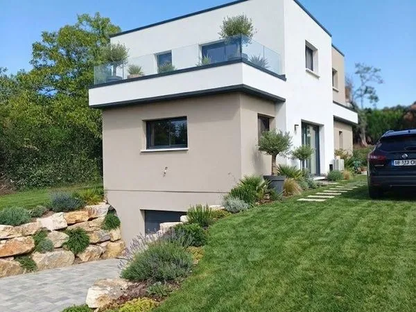 Maison 6 pièces 145 m²