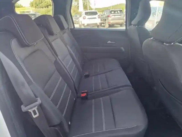 Dacia Jogger 5 places expression tce 110 — photo 27