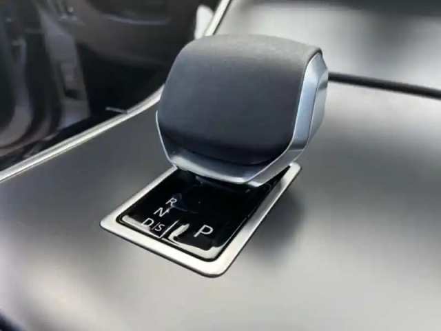 Land Rover Range Rover evoque 1.5 p270e phev 269ch dynamic se — photo 12