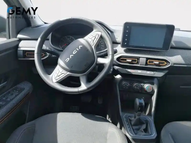 Dacia Sandero tce 90 cvt — photo 8