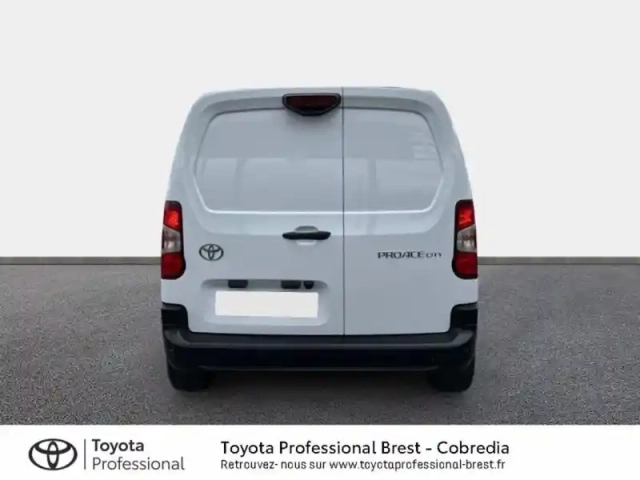 Toyota Proace city medium 100 d-4d start mc24 — photo 4