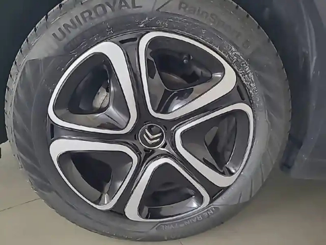Citroën C3 puretech 83 s&amp;s bvm5 — photo 35
