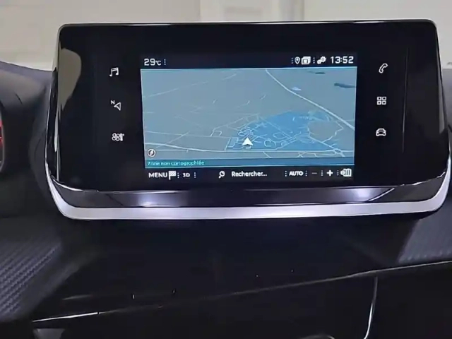 Peugeot 2008 puretech 100 s&amp;s bvm6 — photo 19