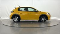 Peugeot 208 e-208 136ch Like — photo 4