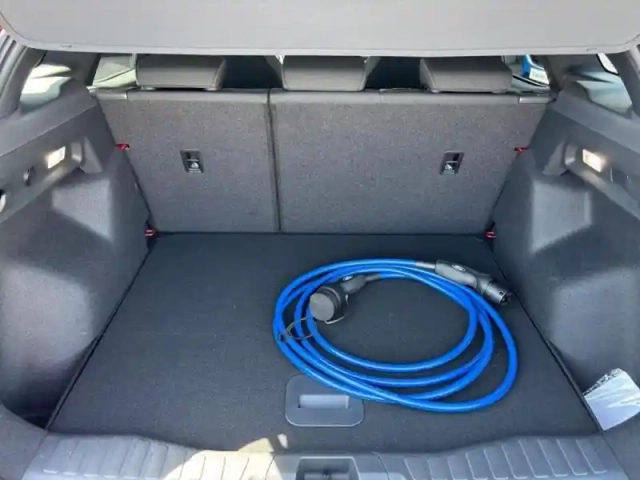 Ford Explorer 170ch standard range 52kwh style rwd — photo 10