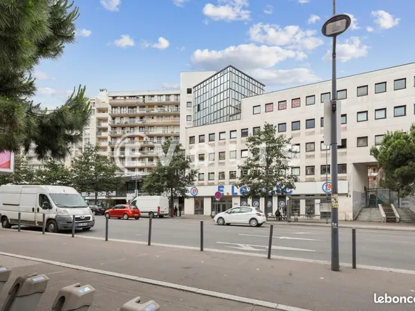 Bureaux 210 m²