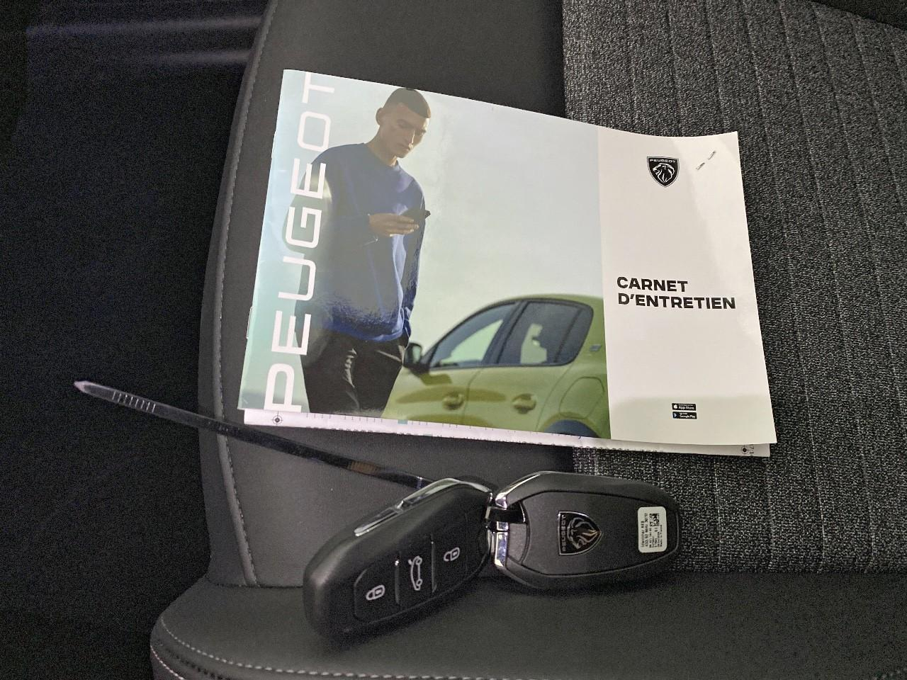 Peugeot 5008 hybrid 145 ch e-dcs6 allure — photo 18
