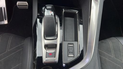 Peugeot 3008 1.6 THP 225 Hybrid-e EAT8 - Gt Pack – 2022 – 90989 km – Hybride rechargeable – Boîte Automatique — photo 20